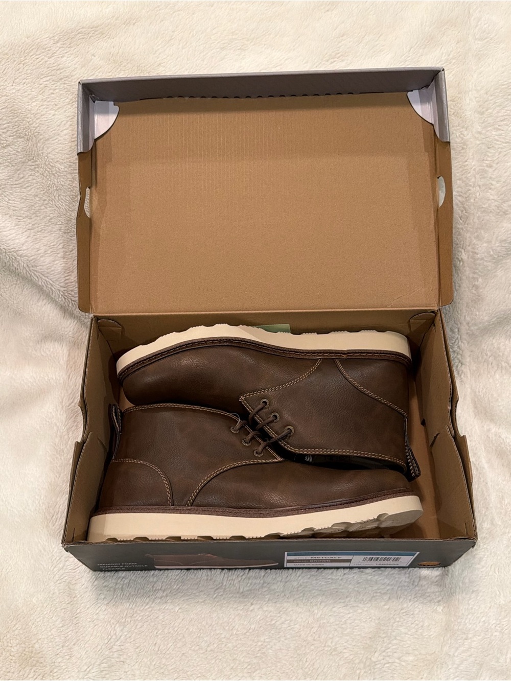 NWT Buffalo David Bitton Brown Leather Chukka Boots with White Sole